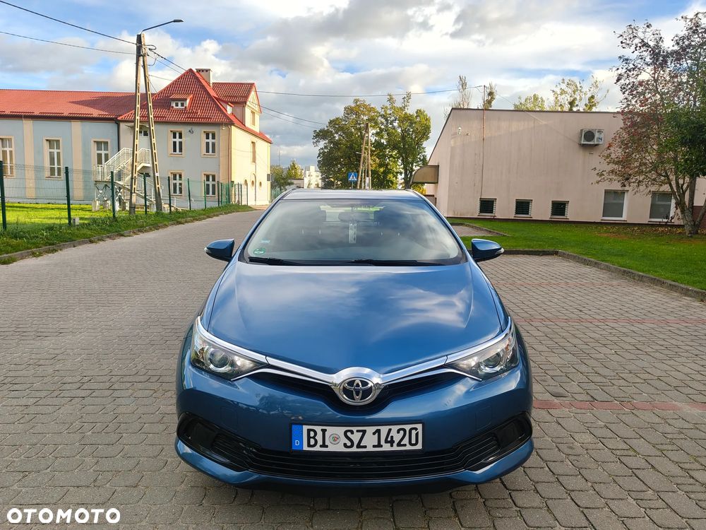 Toyota Auris 1.33 Dual-VVT-i - 18