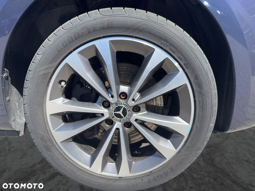 Mercedes-Benz Vito - 10