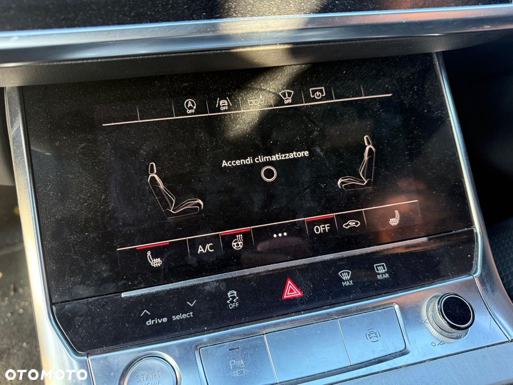 Audi A6 Avant 40 TDI S tronic S line - 26