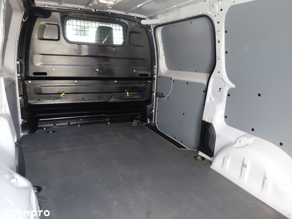 Toyota PROACE - 14