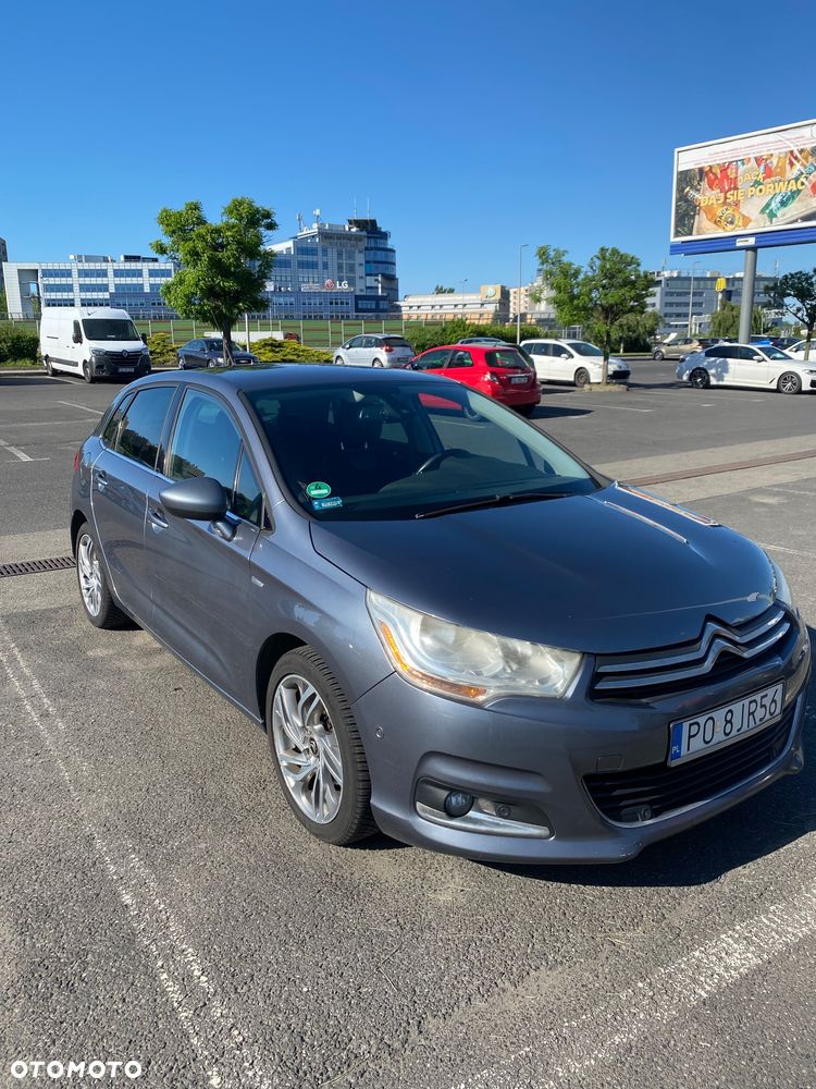Citroën C4 e-HDi 110 Exclusive - 3