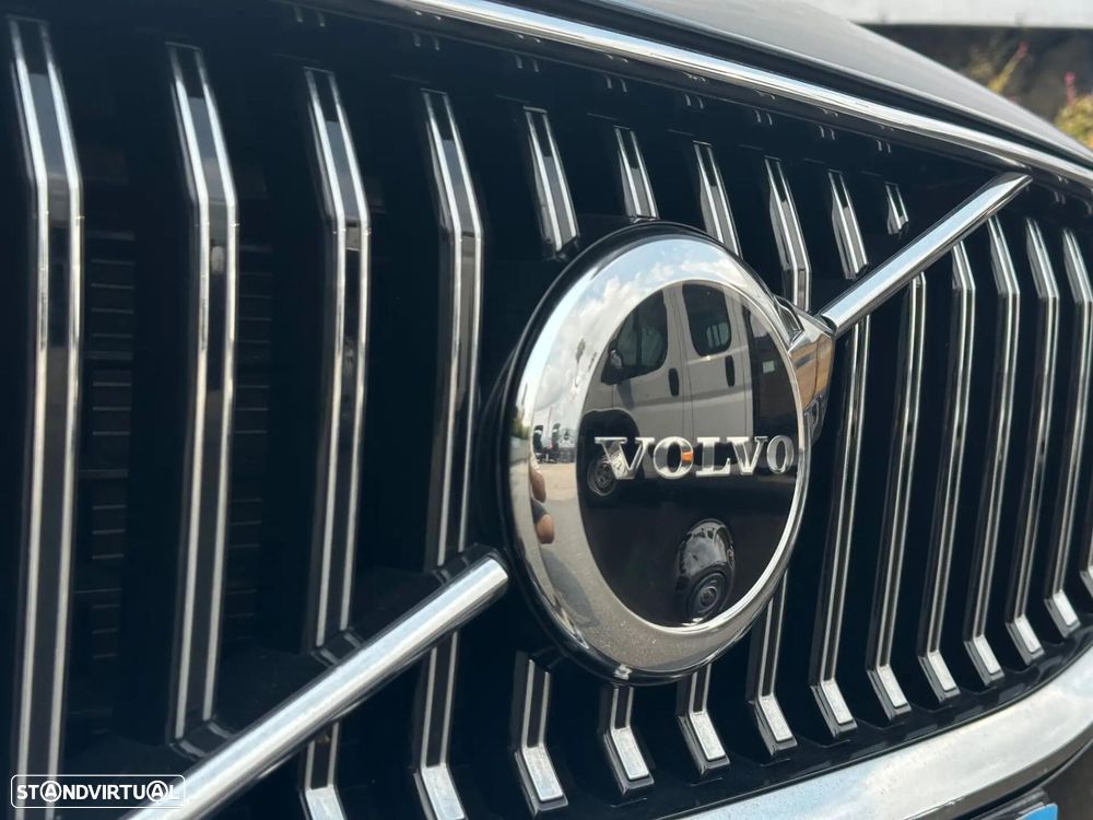 Volvo XC 60 2.0 T6 PHEV Plus Bright AWD - 4