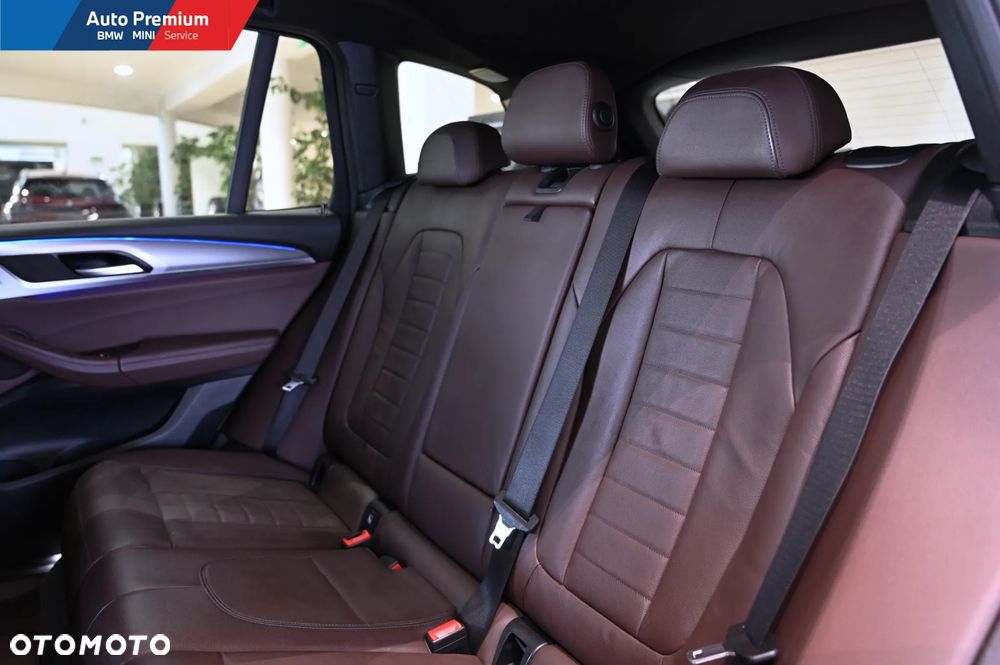 BMW X3 xDrive20i - 16