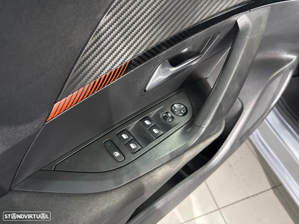Peugeot 2008 1.2 PureTech Active - 26