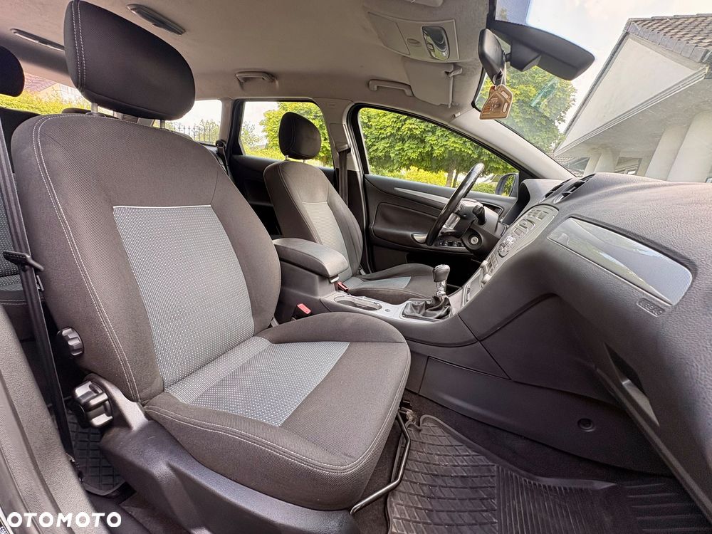 Ford Mondeo 1.8 TDCi Gold X - 10