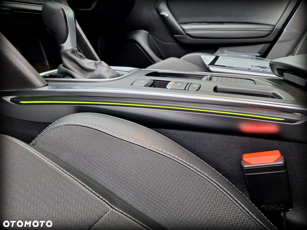 Renault Megane 1.3 TCe FAP Intens EDC - 32