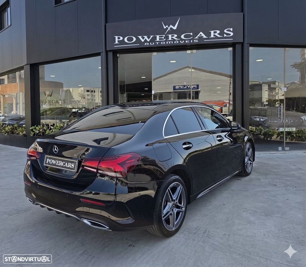 Mercedes-Benz A 250 Limousine e AMG Line - 11