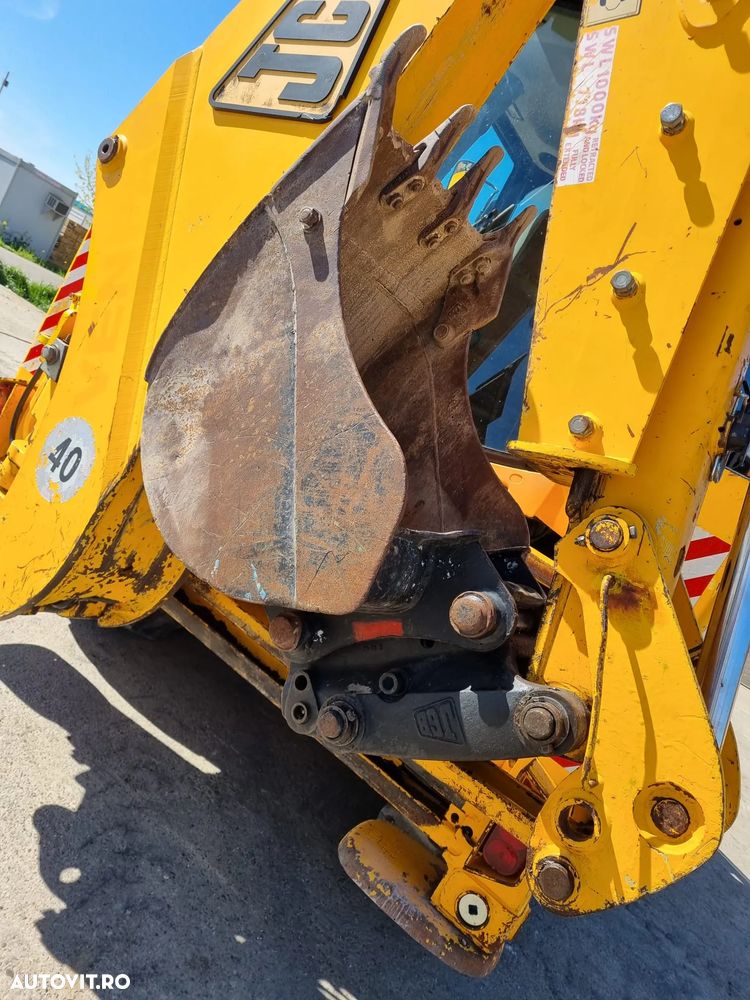JCB 3CX - 4