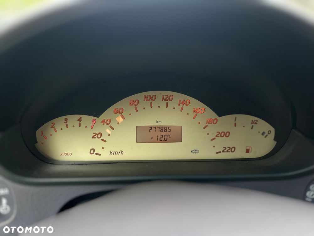 Mercedes-Benz Klasa A 170 CDI Avantgarde - 13