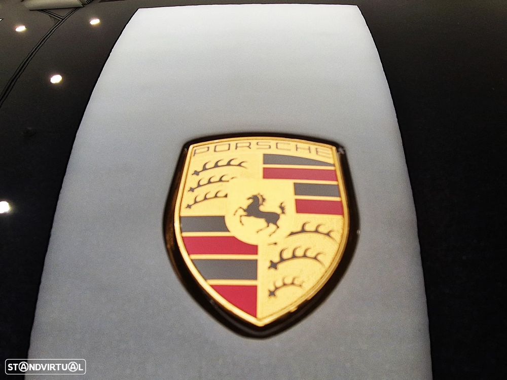 Porsche Taycan Standard - 14