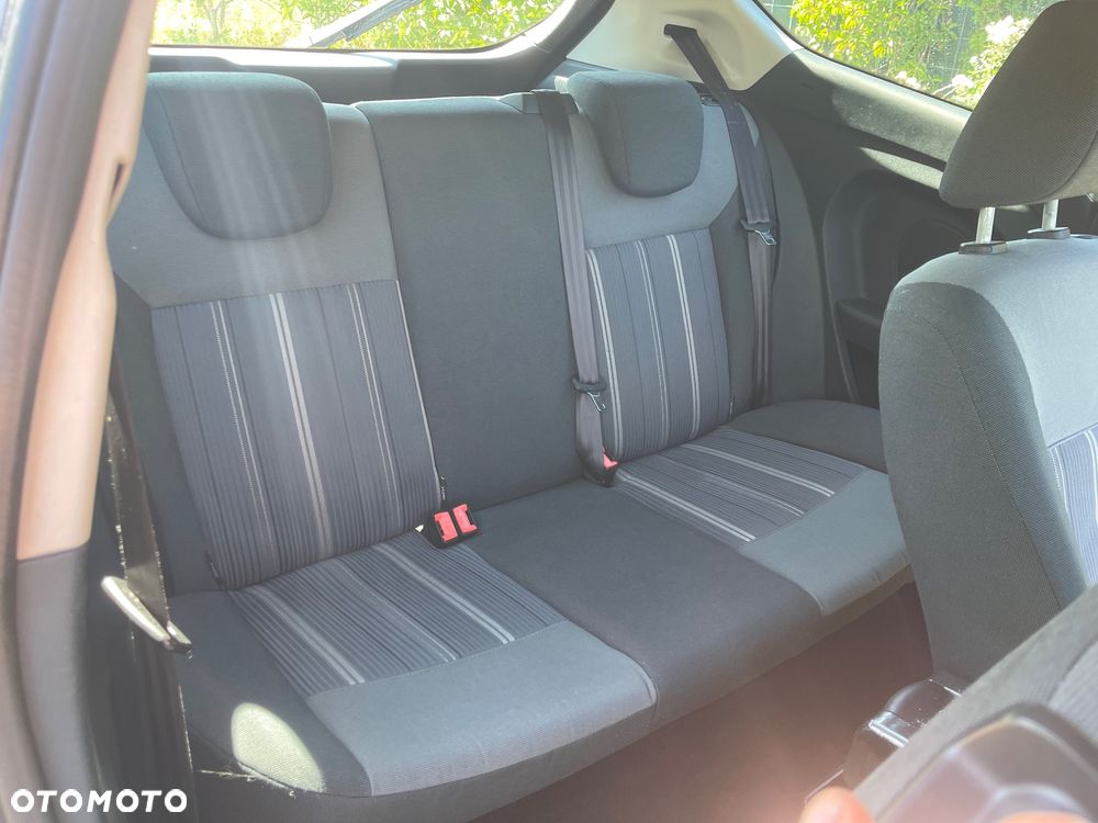 Ford Fiesta - 13