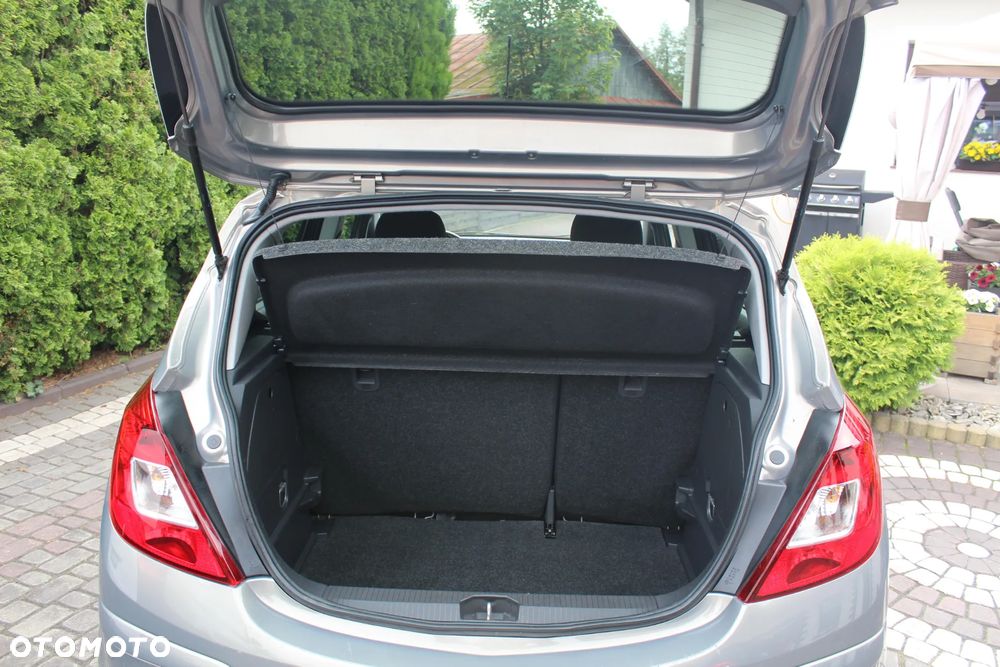 Opel Corsa - 12