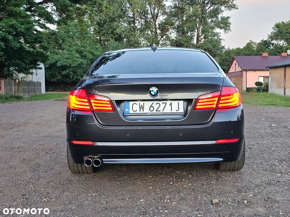 BMW Seria 5 530d Luxury Line - 10