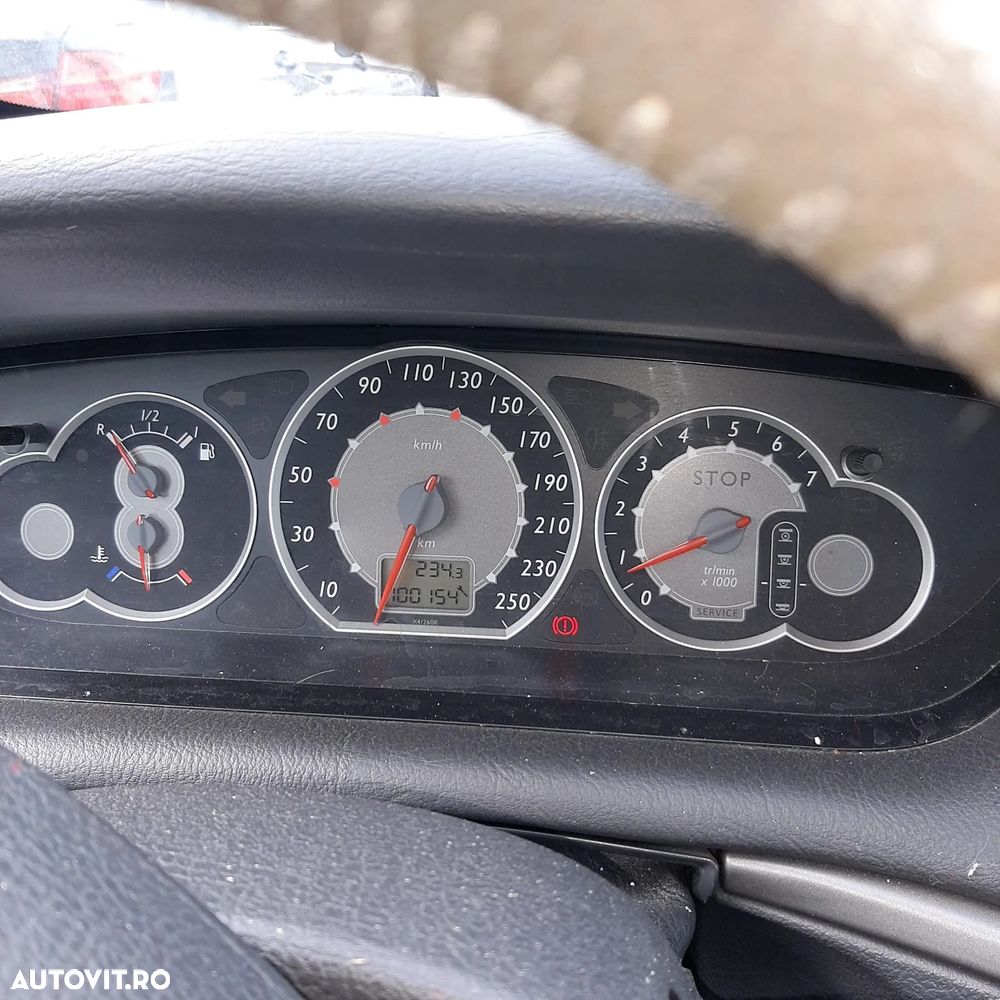 Citroën C5 1.8i 16V X - 5