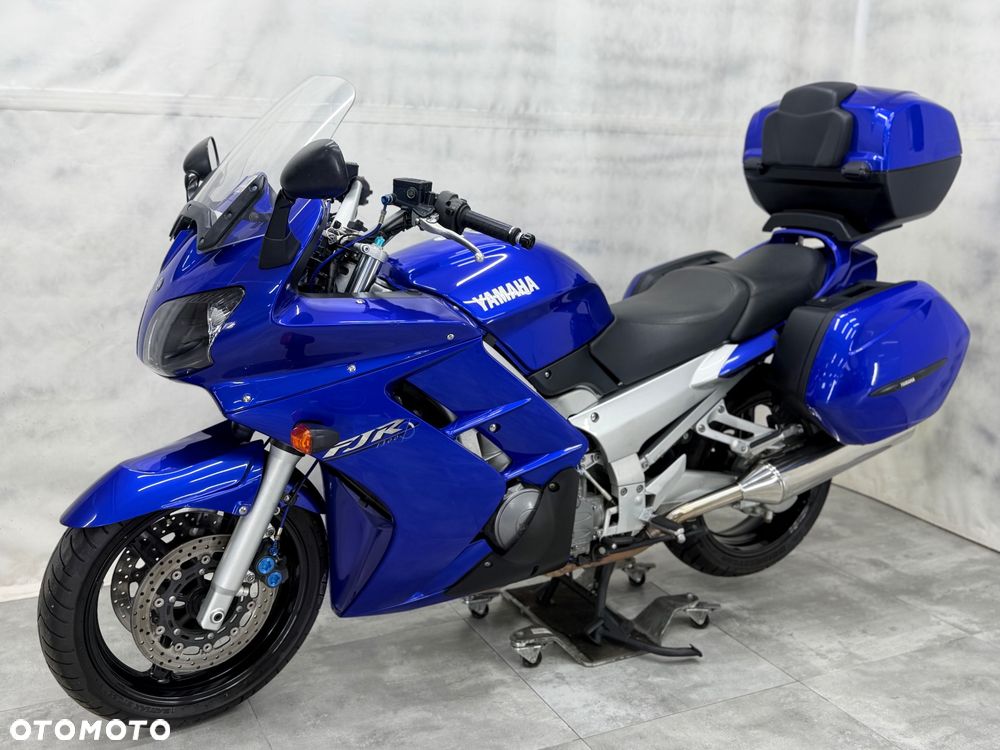 Yamaha FJR - 17