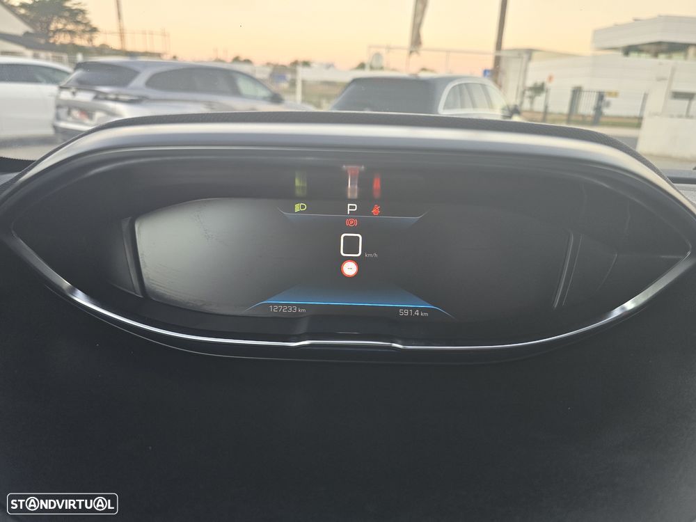 Peugeot 5008 BlueHDI 130 EAT8 GT - 30