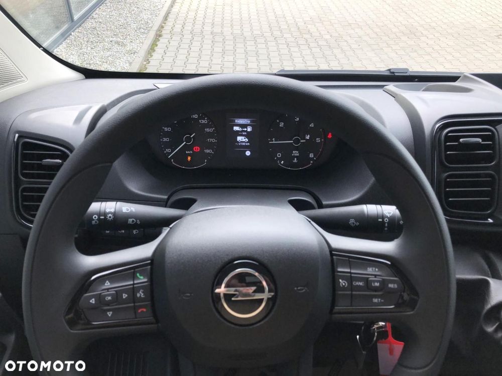 Opel Movano - 10