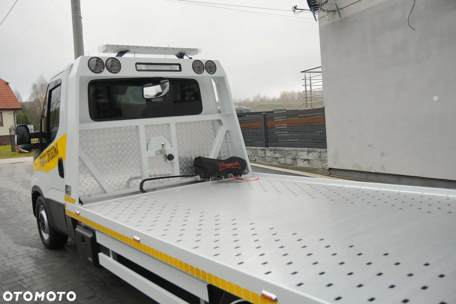 Iveco DAILY 35-140 * 2.3 Diesel HiMatic 140KM * LAWETA *100% Aluminium*Samochód  JAK NOWY!!! - 19