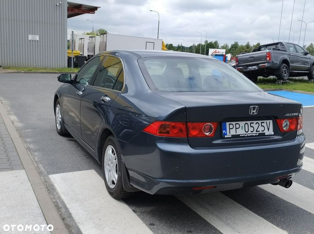 Honda Accord 2.0 Comfort - 5