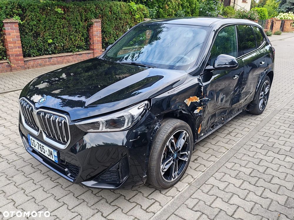 BMW iX1 xDrive30 66.5kWh M Sport - 6