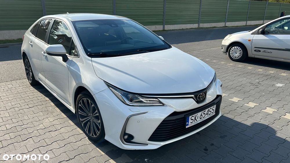 Toyota Corolla - 1