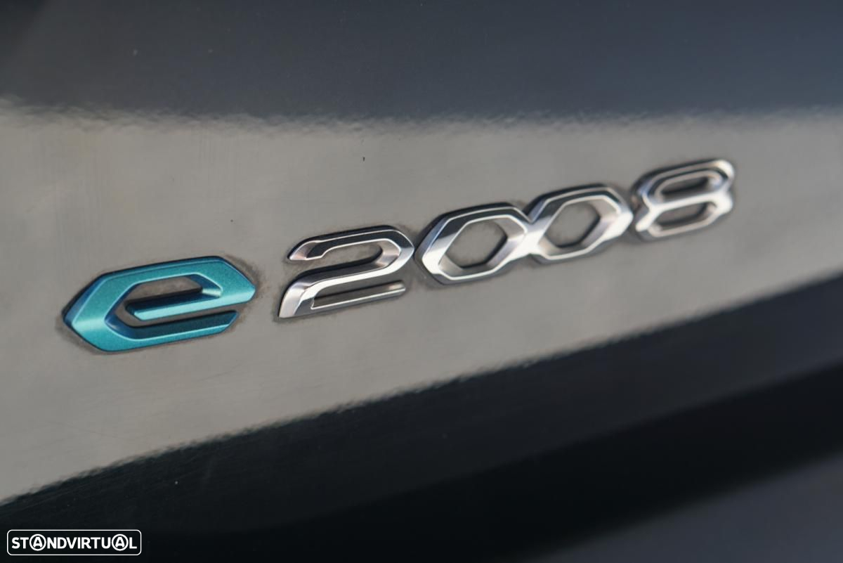 Peugeot e-2008 50 kWh GT - 18