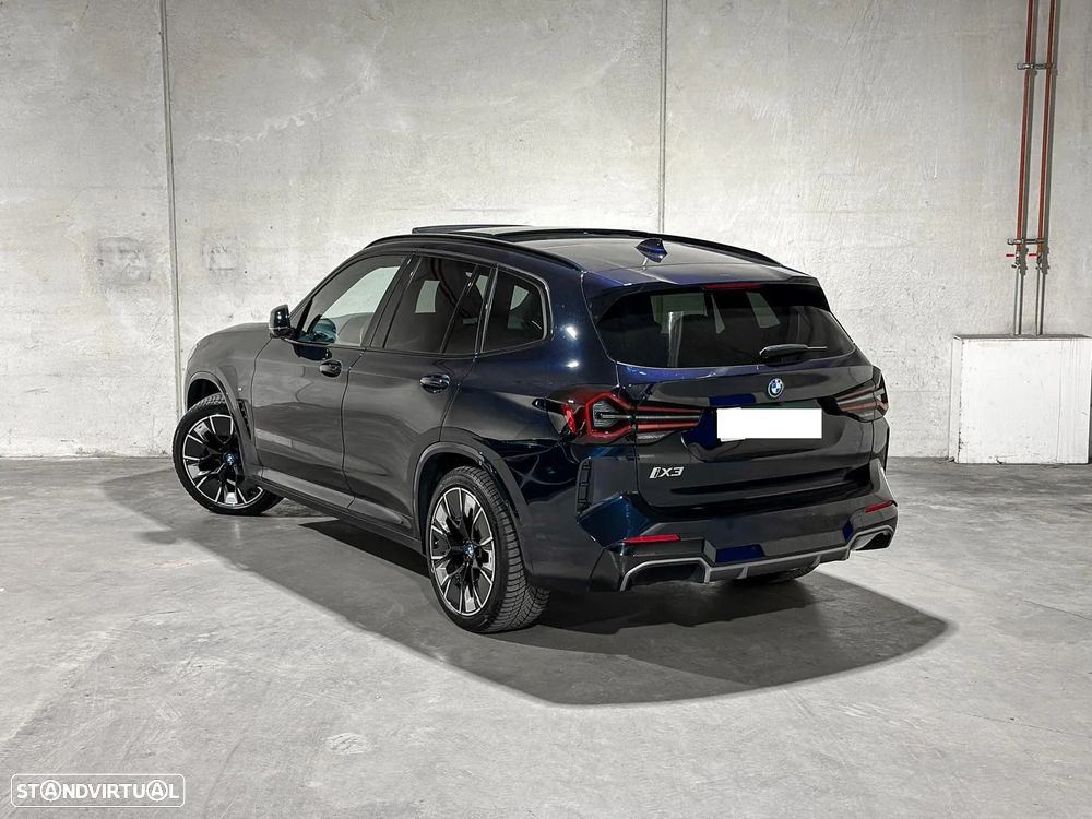 BMW iX3 M Sport Impressive - 26
