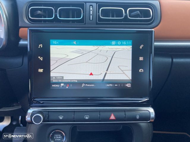 Citroën C3 1.2 PureTech Shine Pack - 22