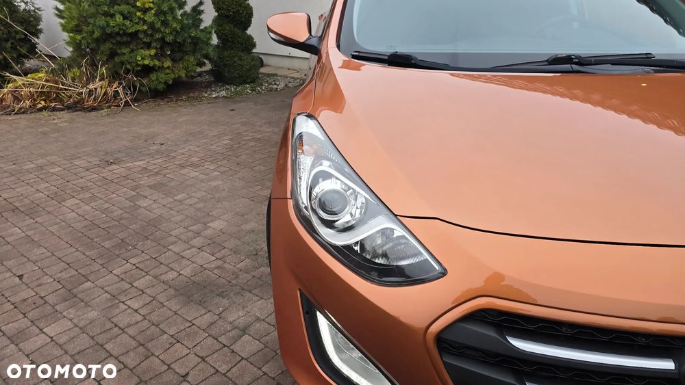 Hyundai i30 - 15