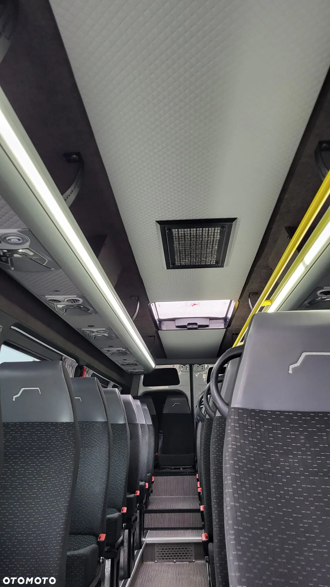 Mercedes-Benz Sprinter 516 CDI - 13