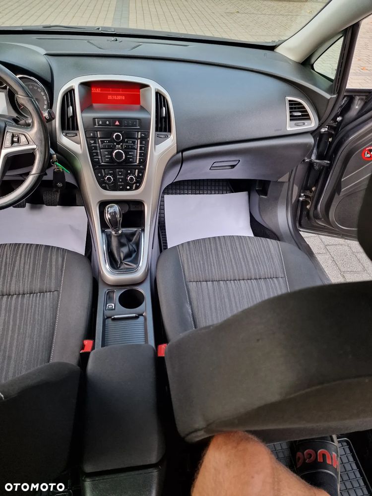 Opel Astra 1.6 Cosmo - 18