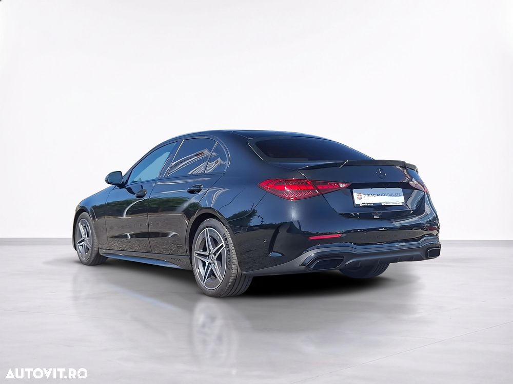 Mercedes-Benz C - 4