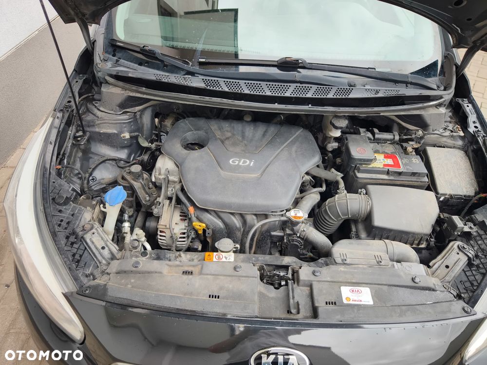 Kia Ceed - 27