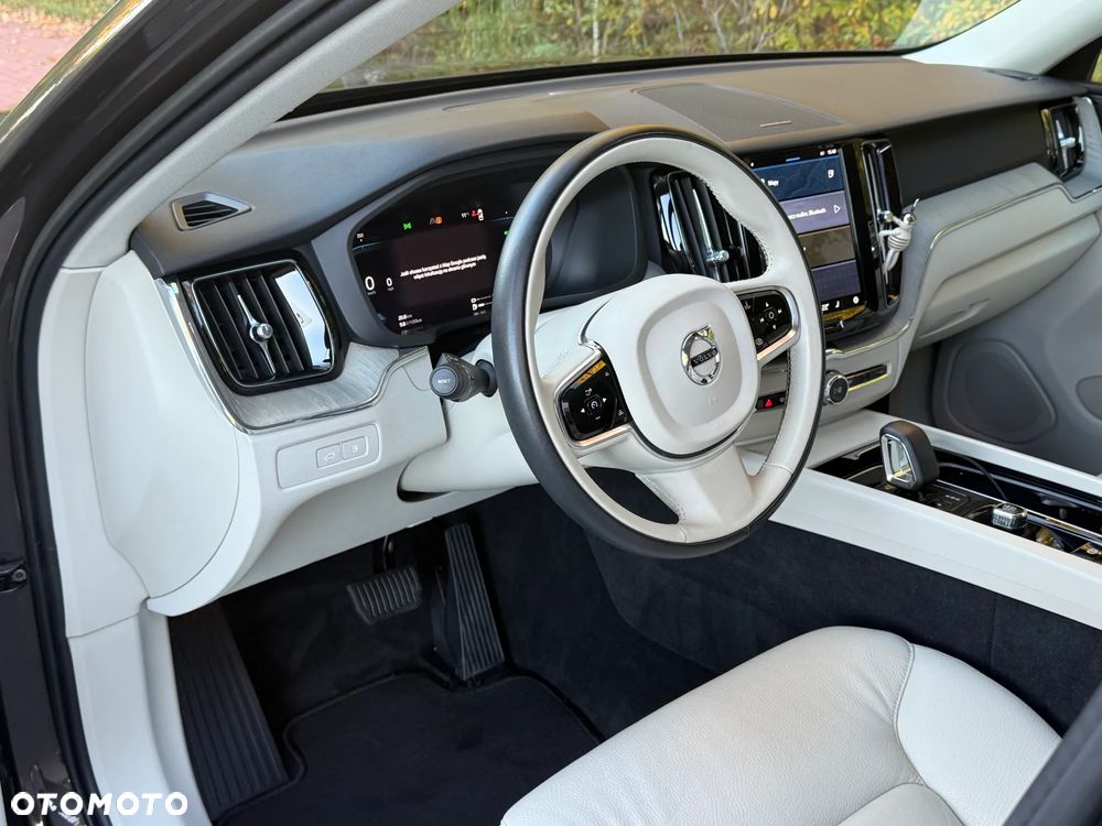 Volvo XC 60 T8 AWD Plug-in Hybrid Polestar Engineered - 5