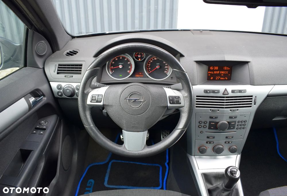Opel Astra 1.6 Sport - 19