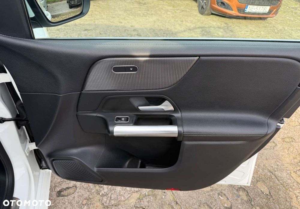 Mercedes-Benz Klasa B - 23