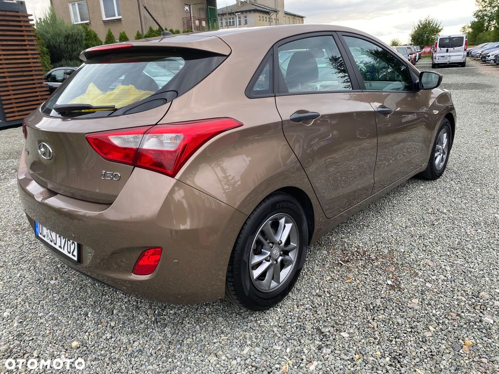 Hyundai i30 1.4 Fifa World Cup Edition - 36