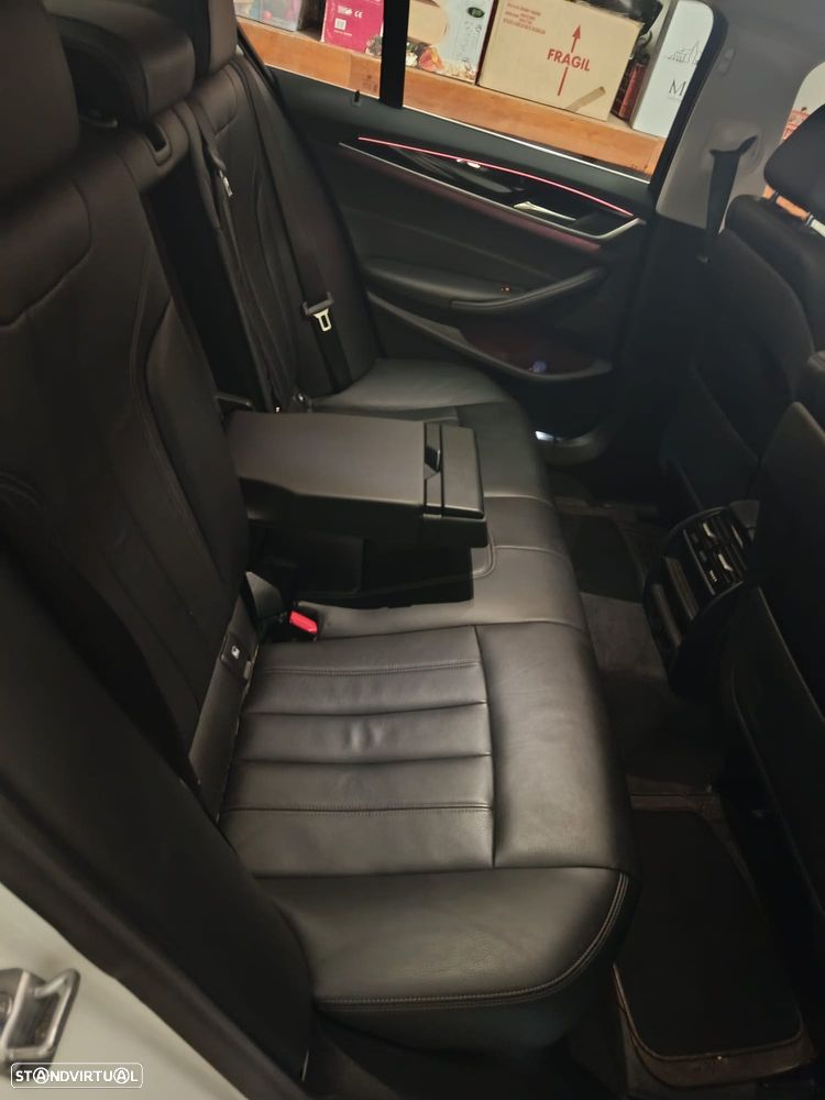 BMW 520 d Auto - 9