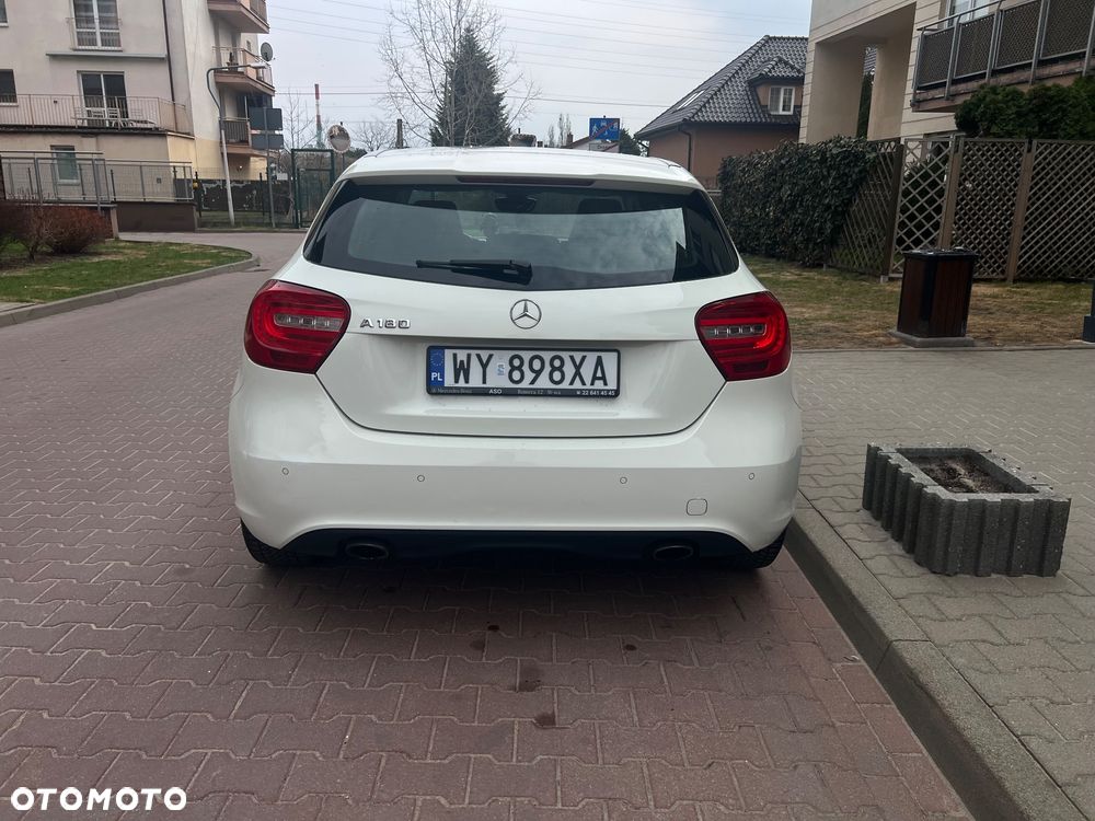 Mercedes-Benz Klasa A 180 (BlueEFFICIENCY) 7G-DCT - 5
