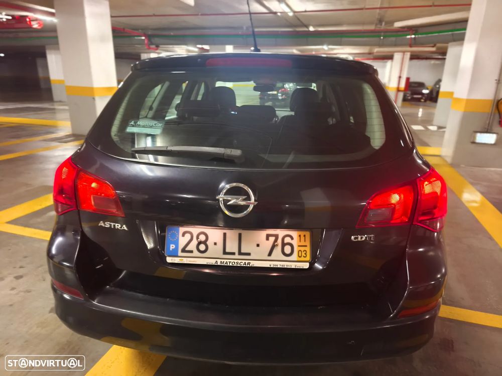 Opel Astra Sports Tourer 1.7 CDTi Cosmo - 32