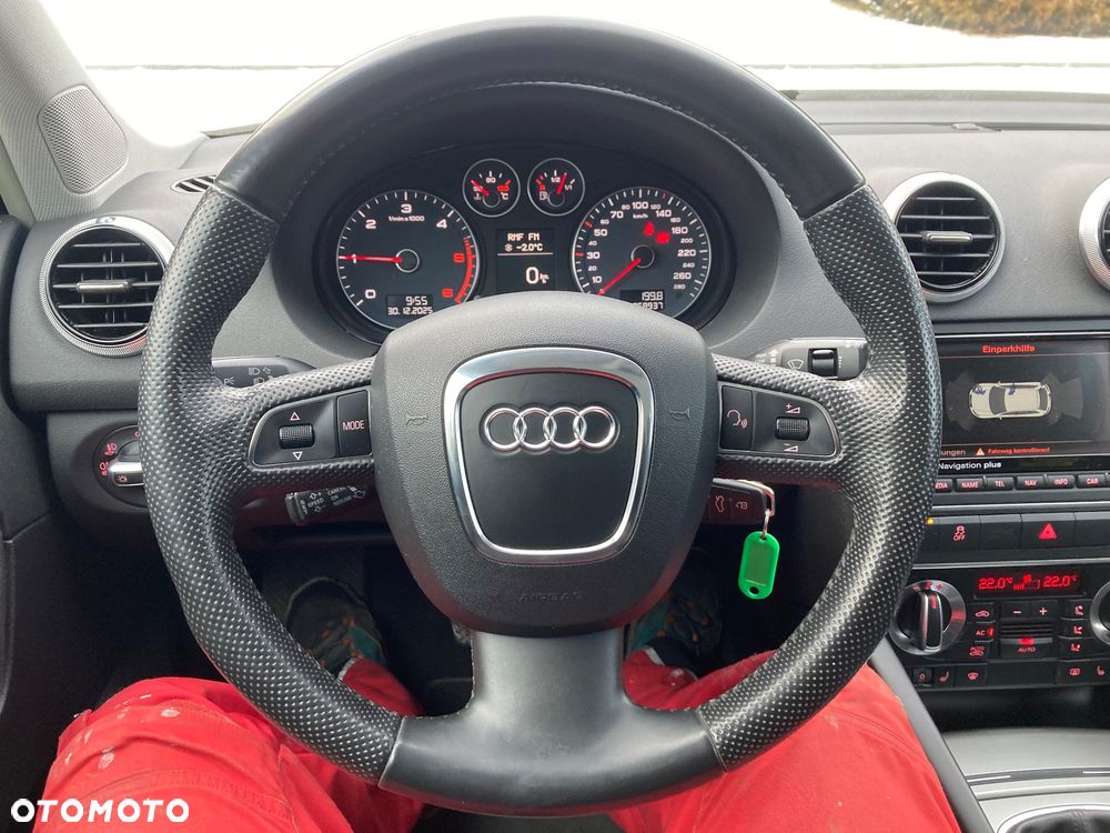 Audi A3 Sportback 2.0 TDI DPF Quattro Ambiente - 8