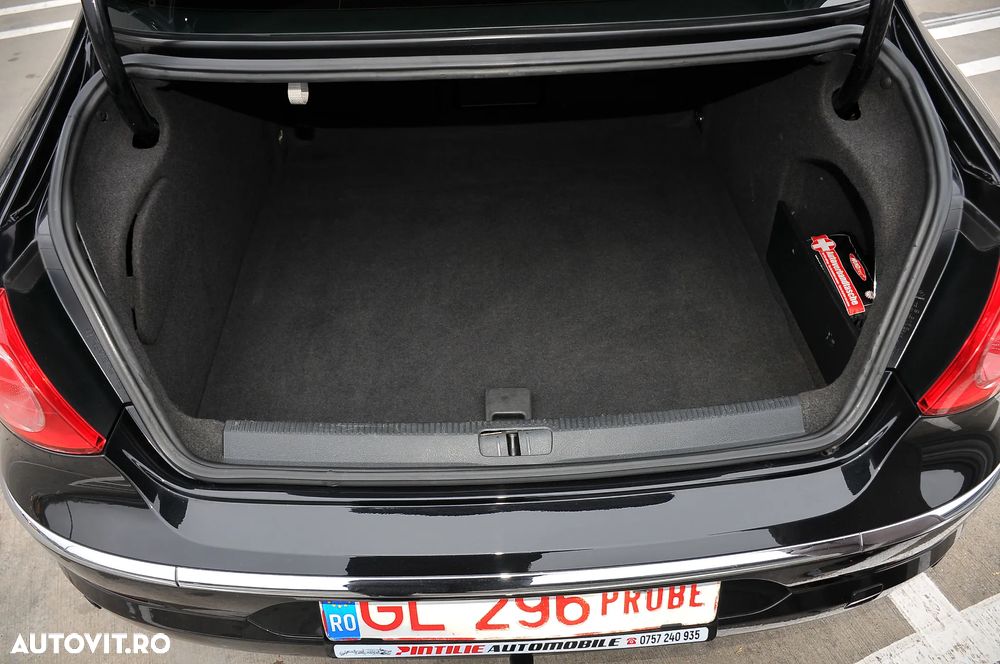 Volkswagen Passat CC - 26