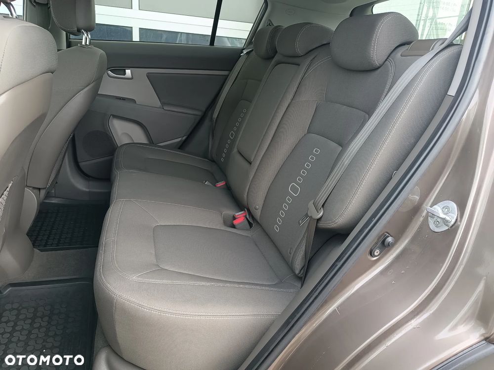 Kia Sportage 1.6 GDI L 2WD - 12