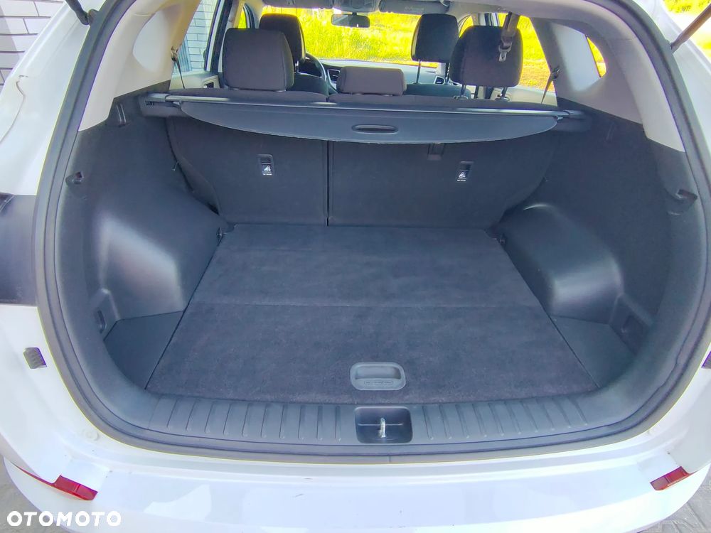 Hyundai Tucson blue 1.6 GDi 2WD Navi - 17