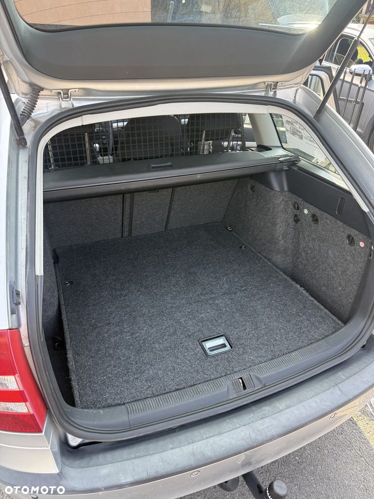 Skoda Octavia - 8