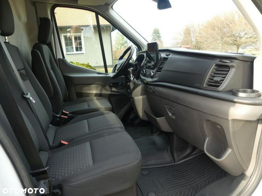 Ford Transit - 9