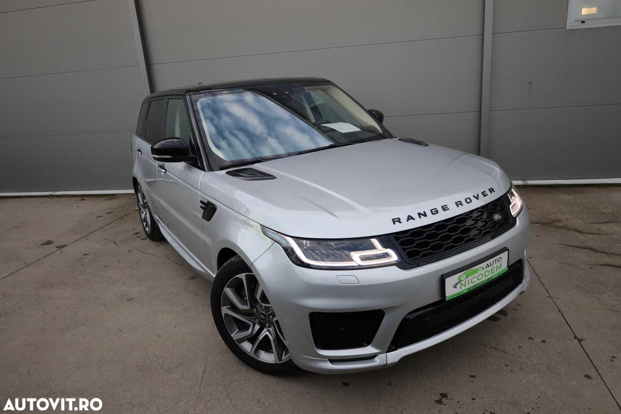 Land Rover Range Rover Sport - 8