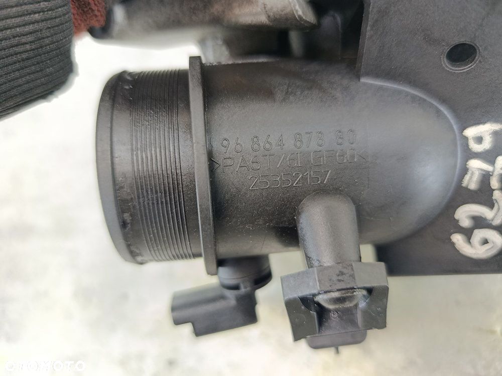 PRZEPUSTNICA VOLVO C30 9686487880 25352157 1.6 D - 6