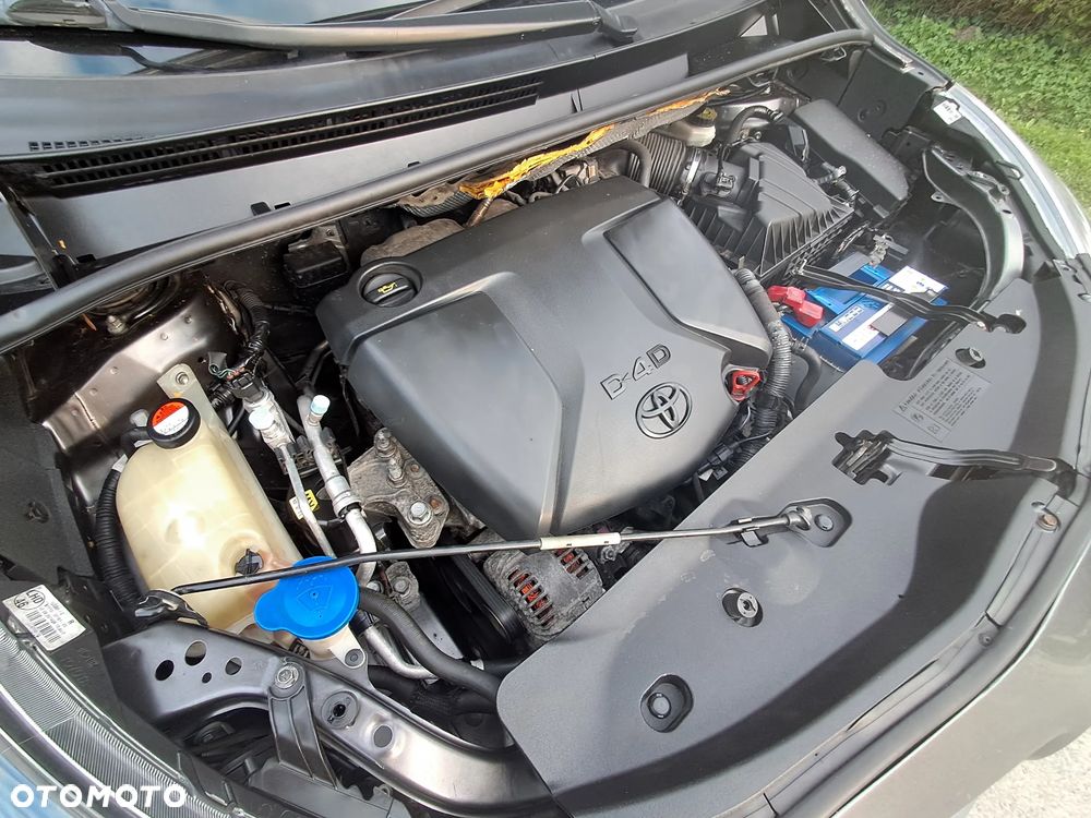 Toyota Verso 1.6 D-4D Active 7os - 27