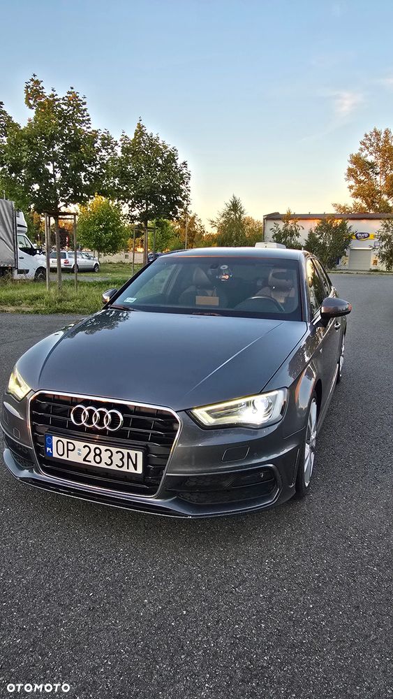 Audi A3 Sportback - 1
